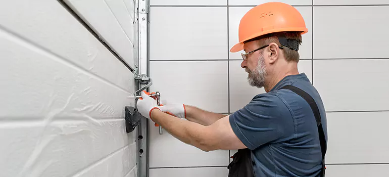 Garage Door Repair in Edgewater